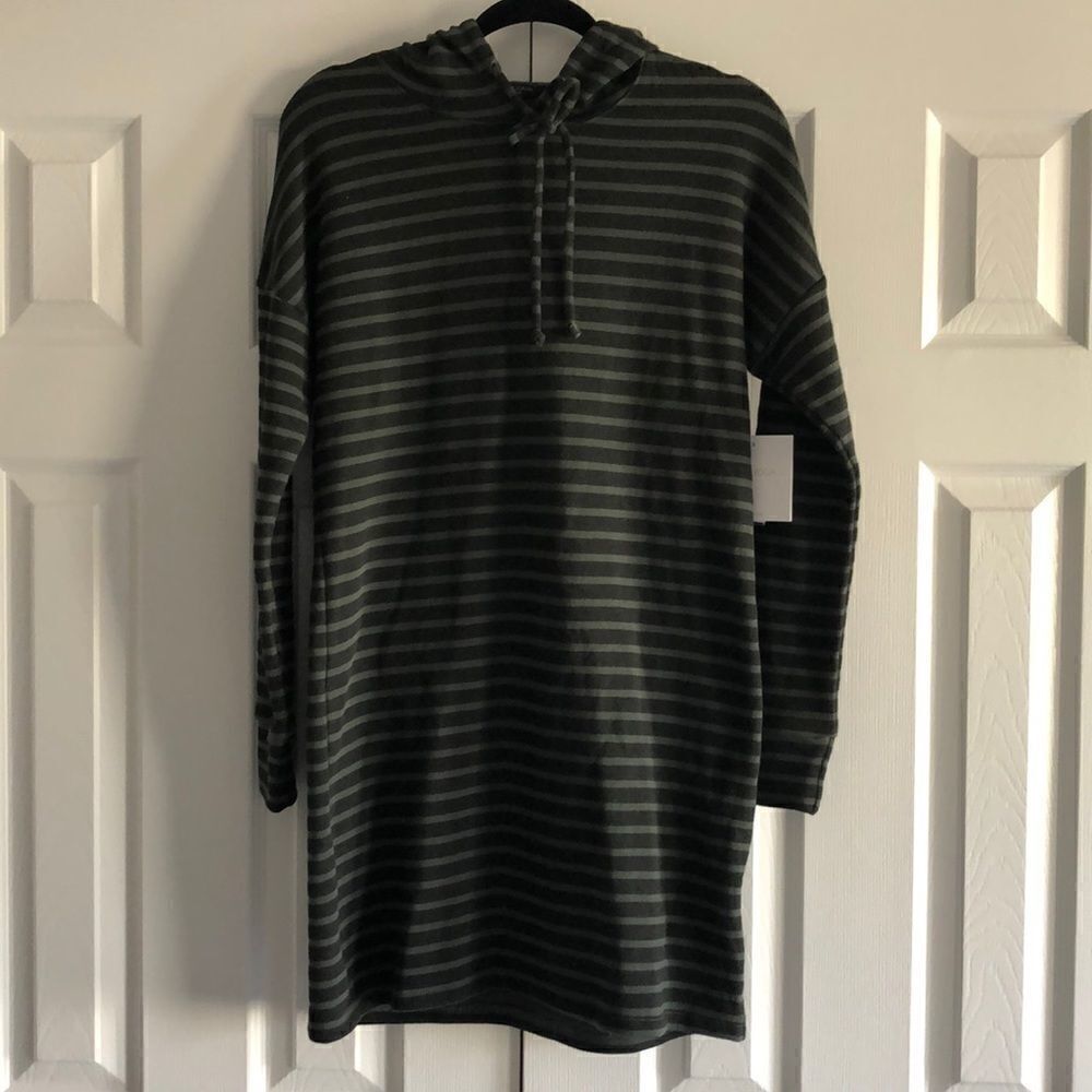 Beyond Yoga Black Striped Hooded Sweatshirt Dress